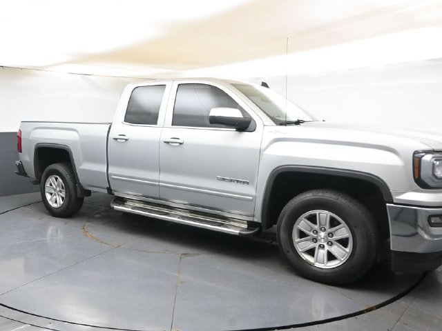 Used 2018 GMC Sierra 1500 SLE w/ SLE Value Package AWD/4WD image 7
