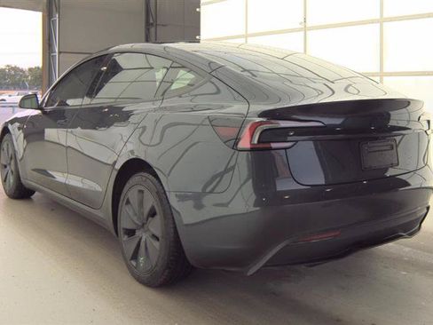 Used 2026 Tesla Model 3 RWD image 9