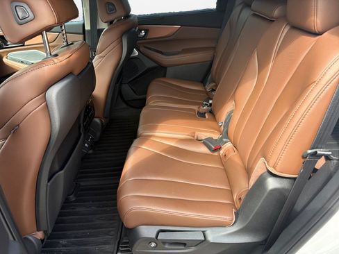 Used 2025 Acura MDX FWD w/ Technology Package image 11