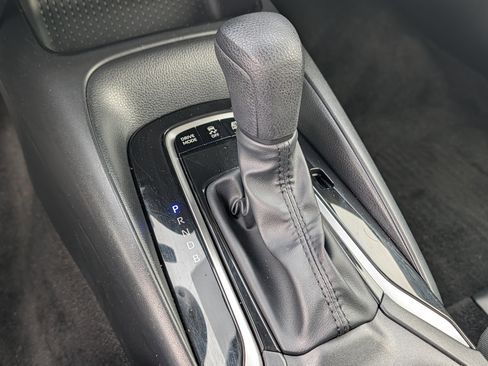 Certified 2024 Toyota Corolla LE image 24