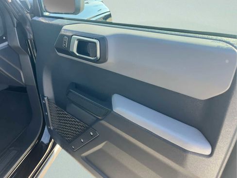 Used 2023 Ford Bronco Big Bend w/ Sasquatch Package image 15