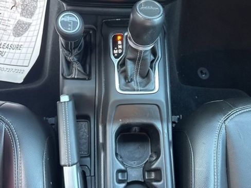 Used 2022 Jeep Gladiator Overland image 24