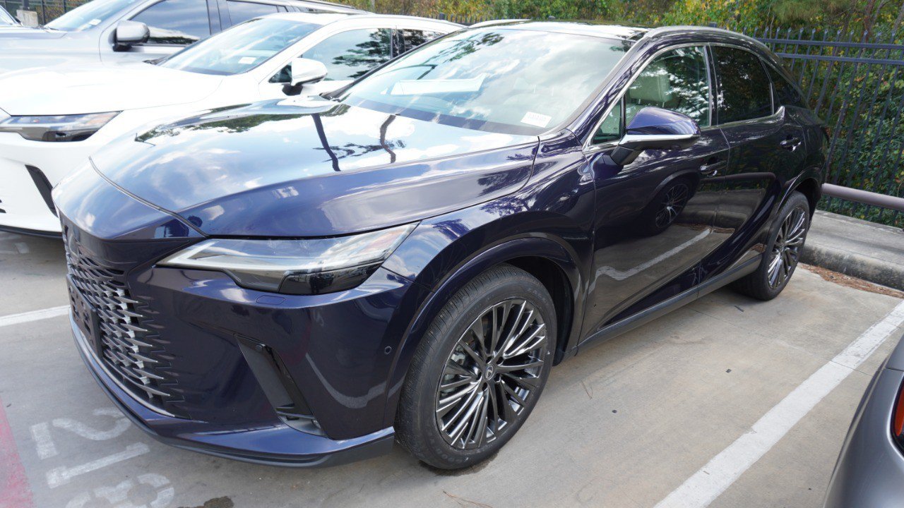 Used 2023 Lexus RX 350 FWD w/ Accessory Package (Z1) image 4
