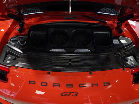 Used 2018 Porsche 911 GT3 RWD image 25