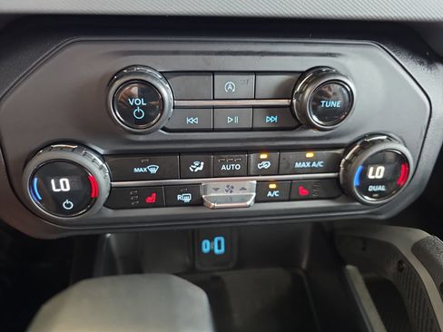 Used 2024 Ford Bronco Big Bend AWD/4WD image 23