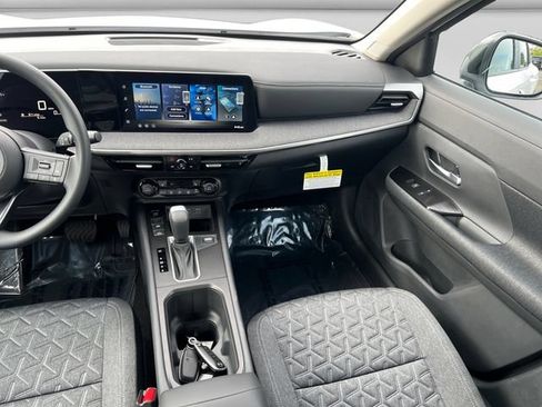 New 2026 Nissan Kicks SV w/ SV Premium Package AWD/4WD image 15