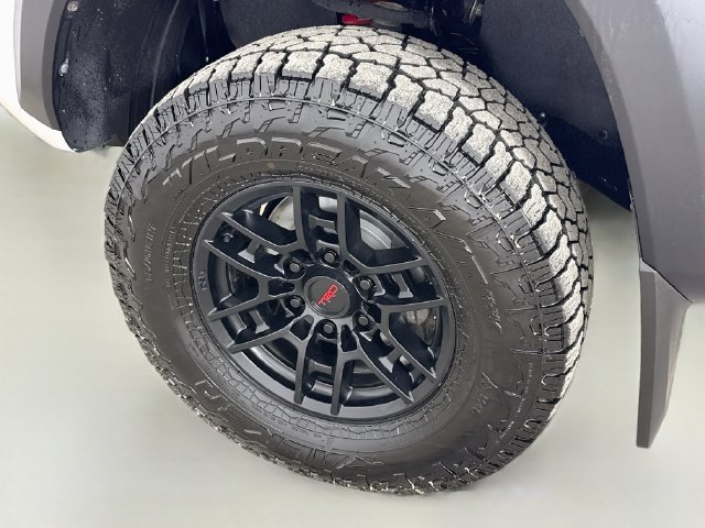 Used 2021 Toyota Tacoma TRD Pro AWD/4WD image 34