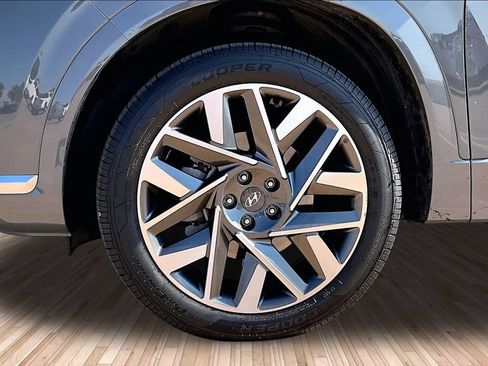 Used 2023 Hyundai Santa Fe Calligraphy AWD/4WD image 8