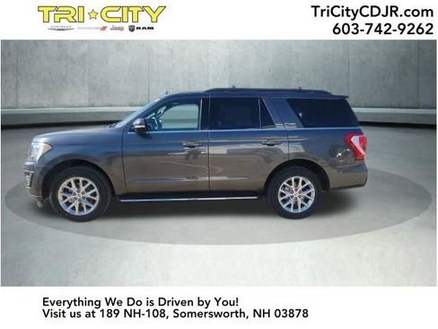 Used 2020 Ford Expedition XLT w/ Equipment Group 202A image 2