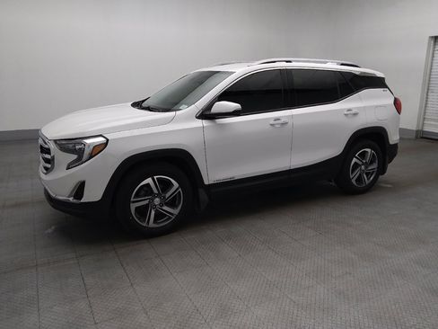 Used 2019 GMC Terrain SLT w/ Preferred Package FWD image 2