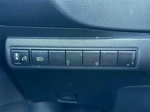 Certified 2024 Toyota Corolla LE image 34