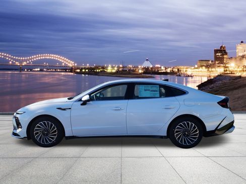 New 2026 Hyundai Sonata SEL image 2