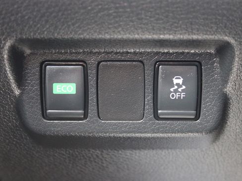 Used 2019 Nissan Sentra SV w/ Special Edition Package FWD image 24