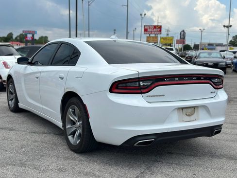 Used 2016 Dodge Charger SXT RWD image 8