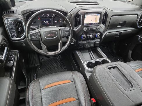 Used 2022 GMC Sierra 2500 AT4 w/ AT4 Preferred Package AWD/4WD image 11