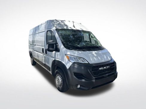 Used 2025 RAM ProMaster 2500 w/ Convenience Group FWD image 2