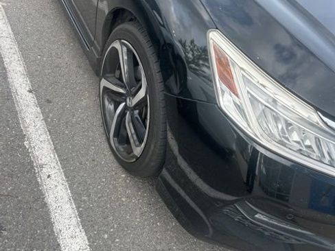 Used 2016 Honda Accord Touring image 7