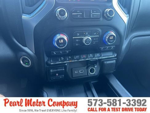 Certified 2019 GMC Sierra 1500 SLT w/ SLT Premium Package AWD/4WD image 19