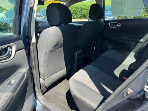Used 2015 Nissan Sentra SV FWD image 16