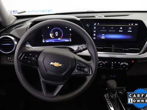 Used 2026 Chevrolet Trax LT FWD image 18