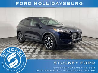 Used 2021 Ford Escape SE w/ SE Sport Appearance Package video 1