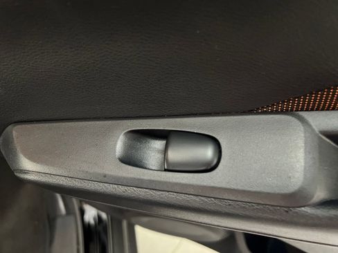Used 2024 Nissan Kicks SR FWD image 22