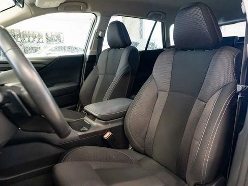 Used 2023 Subaru Outback Premium AWD/4WD image 21