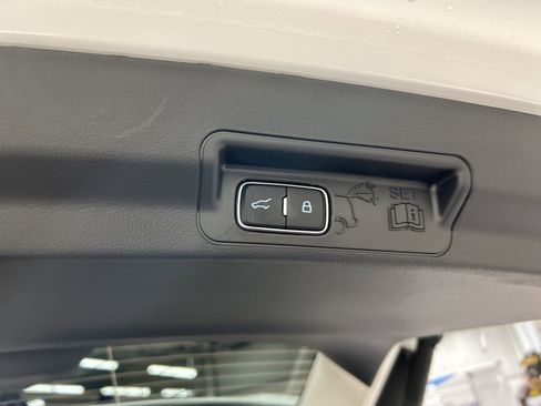 New 2026 Ford Explorer Active w/ Active Comfort Package image 30