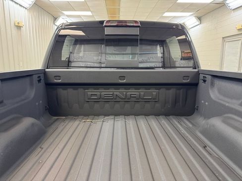 Used 2017 GMC Sierra 1500 Denali w/ Denali Ultimate Package AWD/4WD image 27