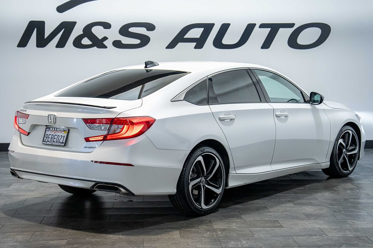 Used 2022 Honda Accord Sport image 4