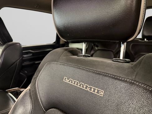 Used 2019 RAM 1500 Laramie AWD/4WD image 35