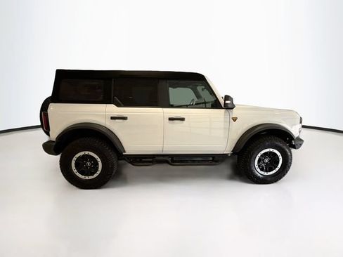 Used 2023 Ford Bronco Badlands AWD/4WD image 8