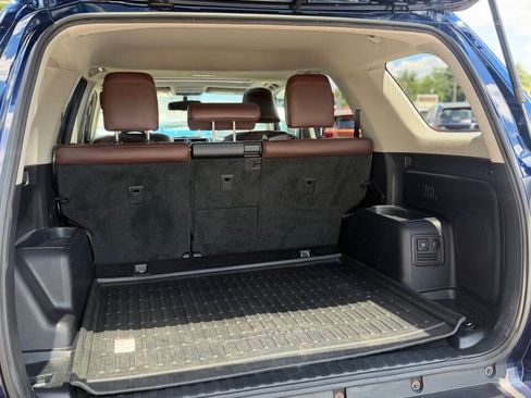 Used 2016 Toyota 4Runner Limited AWD/4WD image 10