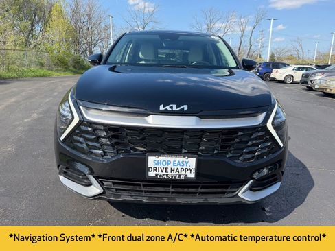 Used 2025 Kia Sportage EX AWD/4WD image 2