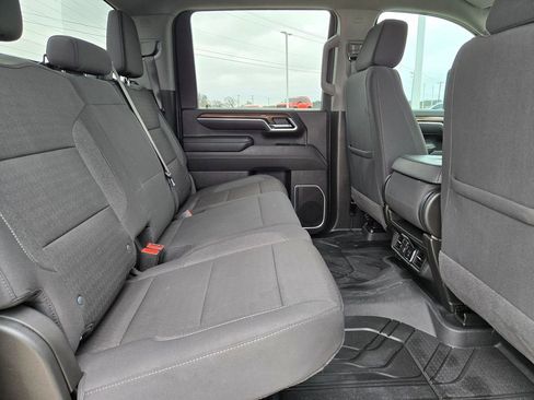 Used 2025 Chevrolet Silverado 2500 LT w/ Convenience Package AWD/4WD image 24