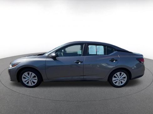 Used 2025 Nissan Sentra S FWD image 9