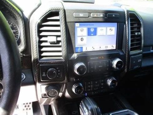 Used 2018 Ford F150 Lariat w/ Equipment Group 502A Luxury image 9