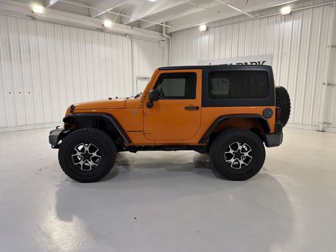Used 2013 Jeep Wrangler Sport AWD/4WD image 2