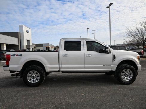Used 2017 Ford F250 Platinum w/ Platinum Ultimate Package image 3