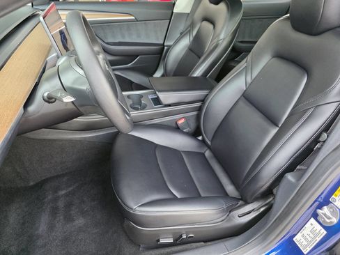 Used 2023 Tesla Model 3 Standard Range RWD image 16