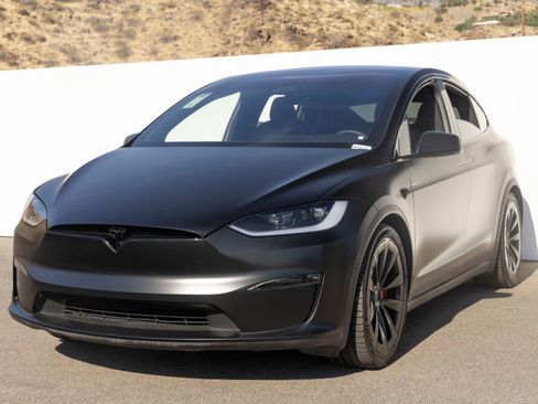 Used 2024 Tesla Model X Plaid AWD/4WD image 5
