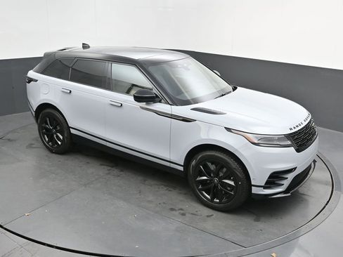 New 2026 Land Rover Range Rover Velar Dynamic SE AWD/4WD image 32