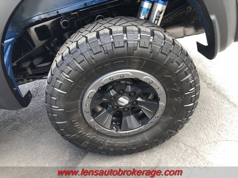Used 2017 Ford F150 Raptor w/ Equipment Group 802A Luxury AWD/4WD image 26