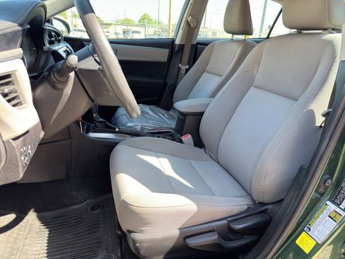 Used 2016 Toyota Corolla LE FWD image 16