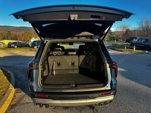 New 2026 Chevrolet Traverse LT image 15