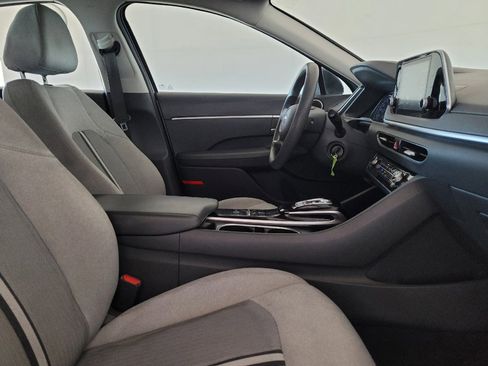 Used 2021 Hyundai Sonata SE FWD image 21