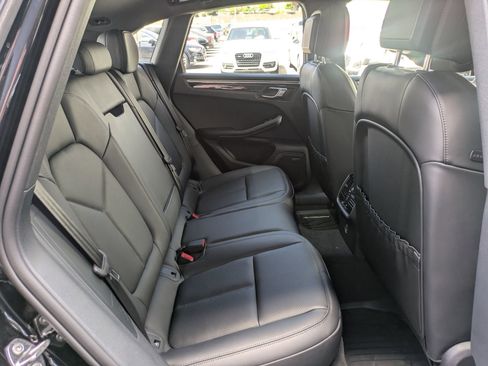 New 2025 Porsche Macan image 24