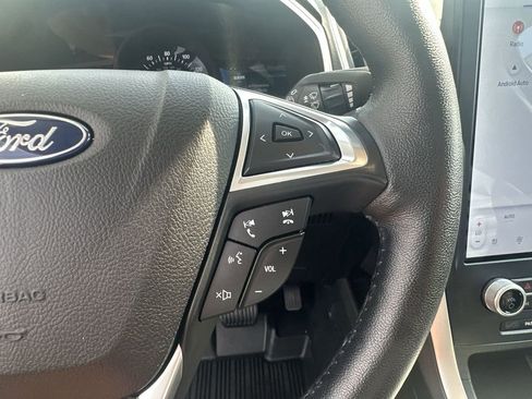 Used 2023 Ford Edge SEL w/ Convenience Package image 37