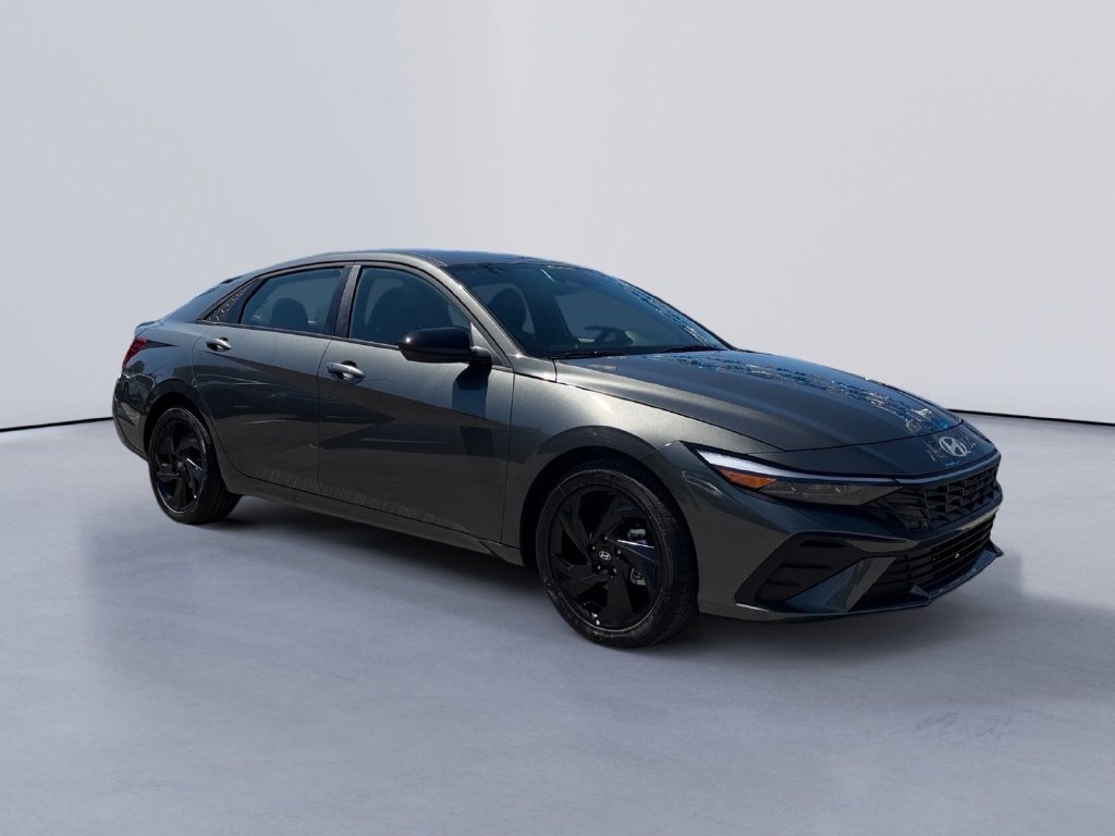 New 2026 Hyundai Elantra SEL FWD image 1