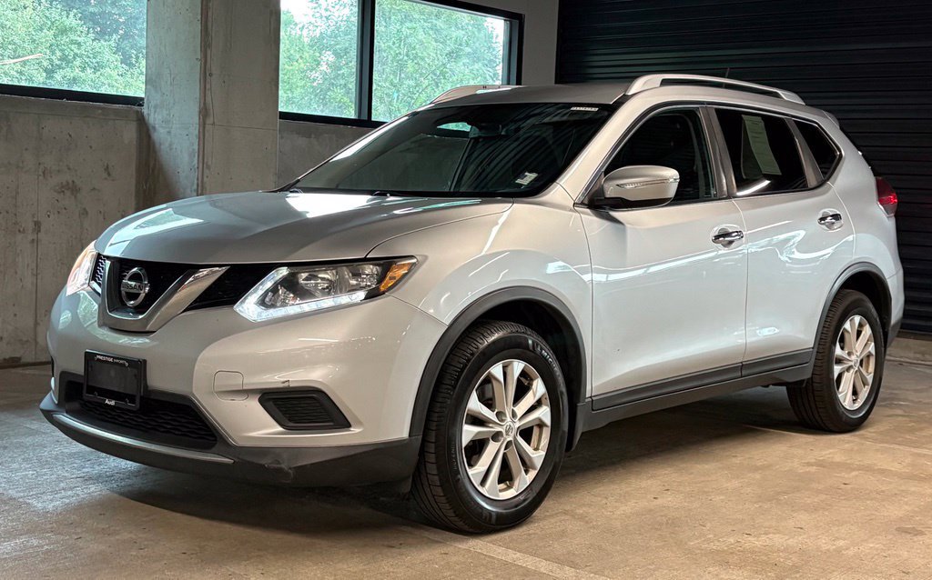 Used 2016 Nissan Rogue SV AWD/4WD image 1